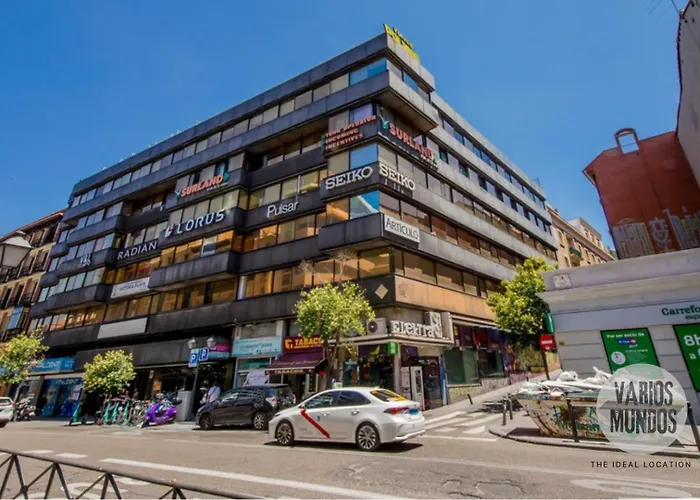 Tu alojamiento para 6 en Malasaña ven a San Bernardo 20